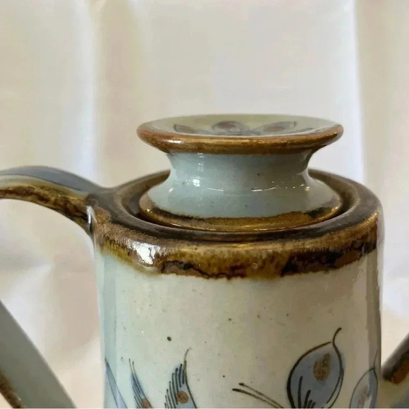 El Palomar Blue Bird Glazed Ceramic Tea/Coffee Pot - Picture 8 of 9